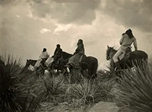 Apaches: Apaches. Before the storm- Four Apache on ?