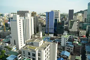 Infrastructure: Apartment blocks are the predominant housing format