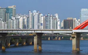 Infrastructure: Apartment blocks are the predominant housing format