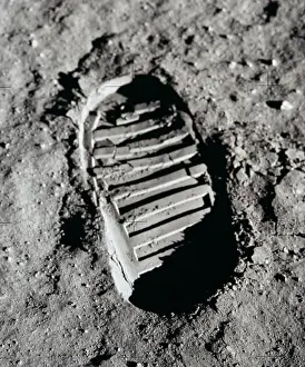 Spacesuits: Apollo 11 boot print on the Moon. July 20, ?