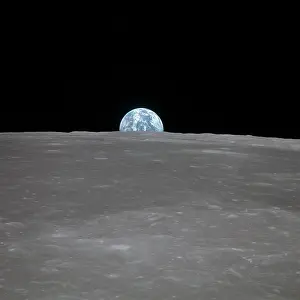 Firma: Apollo 11, Earthrise, 1969