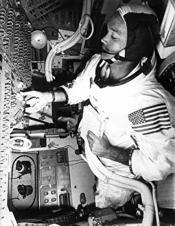 Simulated: Apollo 11 Lunar Landing
