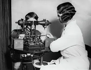 Squint: An apparatus which can correct a squint