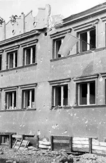 Appartment: Out of an appartment, to show the willingnes of surrender