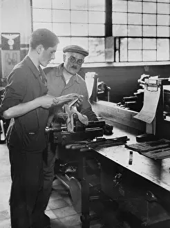 Instructs: Apprentice in the workshop of the Berlin Transport Authority