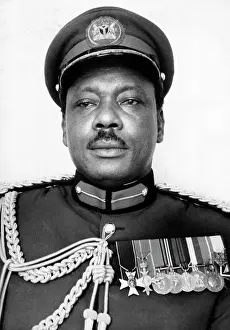 Noises: April 3 1966 - General Makes All The Right Noises -