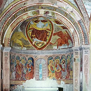 Gothically: Apse with Christ in majesty in a mandorla