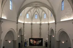 Domenec: Apse with cupboard containing Tortosa's old archive
