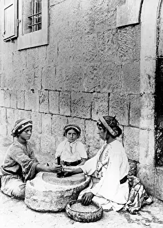 Palestinian: Arab children in Palestine, 1932