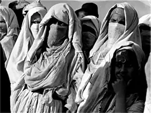 Burka: ARAB WOMEN 1930S