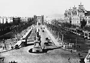 Palau: Arc de Triomphe in Barcelona, 1929