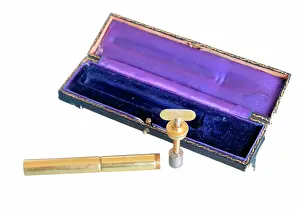 Smells: Arcadia cigarette perfumer