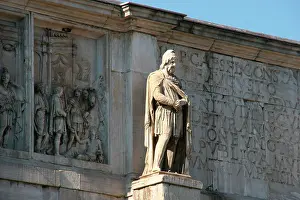 Ivth: Arch of Constantine (Arco di Constantino). Triumpahl arch in