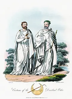 Sceptre: Arch-Druid holding sceptre, crowned with oak leaves