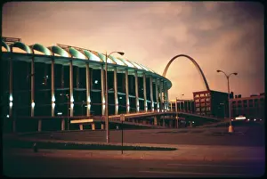 Lampposts: Arch - Stadium - Saint Louis