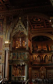 Pray: Archbasilica of St. John Lateran. Religious celebration and