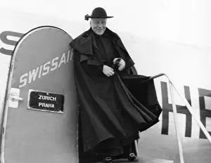 Swissair: Archbishop Josef Beran arrives by plane