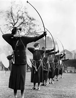 Bows: Archeresses compete in London, 1938