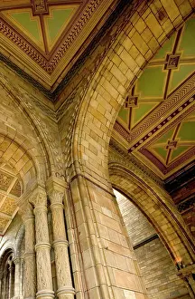 Guilded: Architectural features of the Main Hall