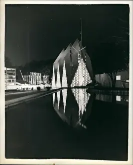 Floodlit: Architecture - Construction - Design - Housing