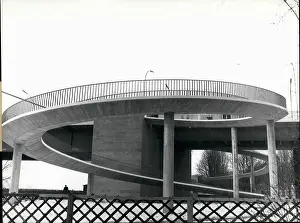 Curves: Architecture - Construction - Design - Housing