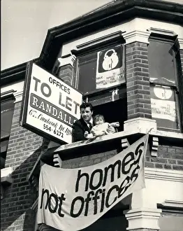 Squatters: Architecture - Construction - Design - Housing