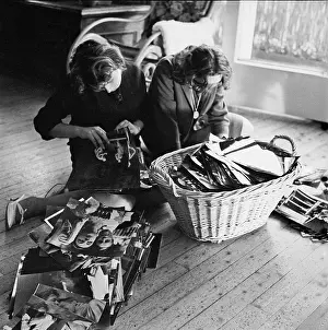 Rummaging: Archive