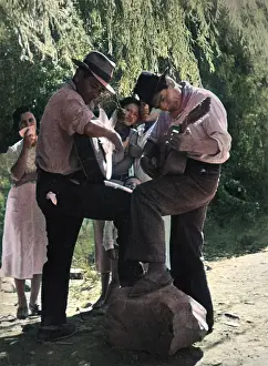 Womenfolk: ARGENTINE GUITARISTS