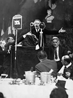 Gourdon: Aristide Briand during a speech, 1931