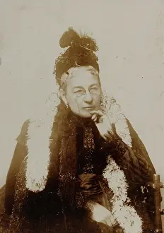 Gorizia: Aristocrat with bonnet and Zwicker and bright