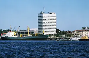 Gubsky: Arkhangelsk seaport, 1985