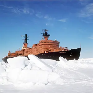 Arktika: Arktika nuclear-powered icebreaker, 1975