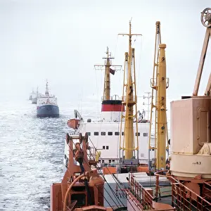 Escorting: Arktika nuclear-powered icebreaker, 1975