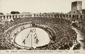 Arenas: Arles Amphitheatre on the day of a bullrun