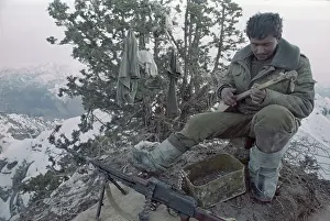 Checkpoint: Armed conflict in Tajikistan