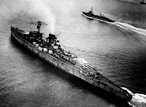Lutzow: Armored ship Germany, 1933