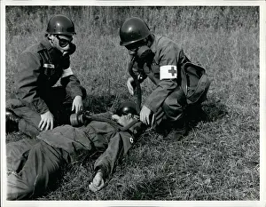 Canister: US Army Chemical Corps on resuscitation exercise