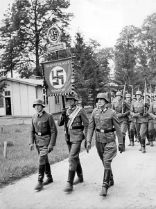 Consisted: Army in the Nazi state
