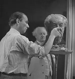 Gerhard: Arno Breker with Gerhard Hauptmann, 1942