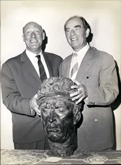 Breker: Arno Breker, German sculptor, with Andre Leduc, cyclist