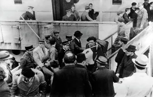 Lorraine: Arrival in Algiers, 1941