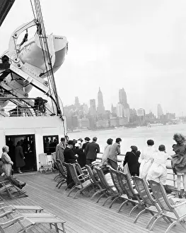 Bremen: Arrival of the Bremen in New York, 1939