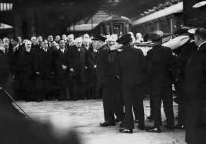 Terrorist: Arrival of the corpse of Jean Louis Barthou in Paris, 1934