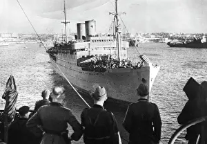 Enters: Arrival German Africa Corps in Tripoli, 1941