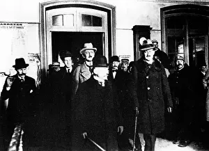 Diplomats: Arrival of the German peace delegation in Vaucresson