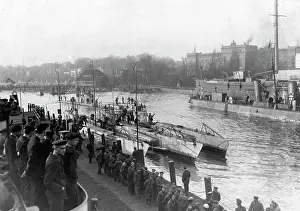 Seamen: Arrival of German submarines in Kiel, 1918