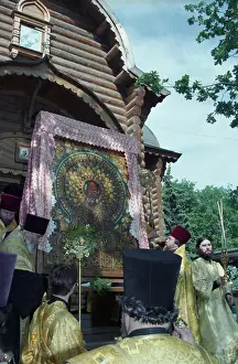 Priests: Arrival of icon of Saint Nicholas Baptist to Moscow
