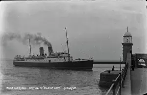 Guernsey: Arrival of the Isle of Sark