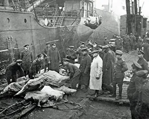 Transferring: Arrival of a meat-ship for the Western Front
