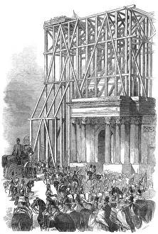 Pomp: Arrival of the Wellington statue at Hyde Park Corner